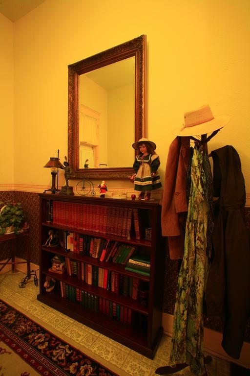 School House Inn Bed & Breakfast Bisbee Phòng bức ảnh